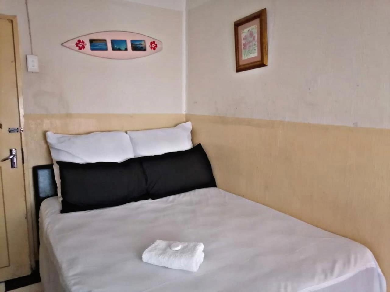 Valleycenter Guesthouse Йоханнесбург Экстерьер фото